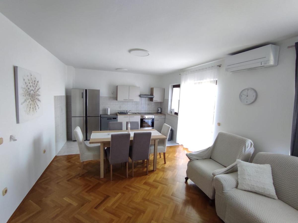 House Silva Daire Podstrana Dış mekan fotoğraf