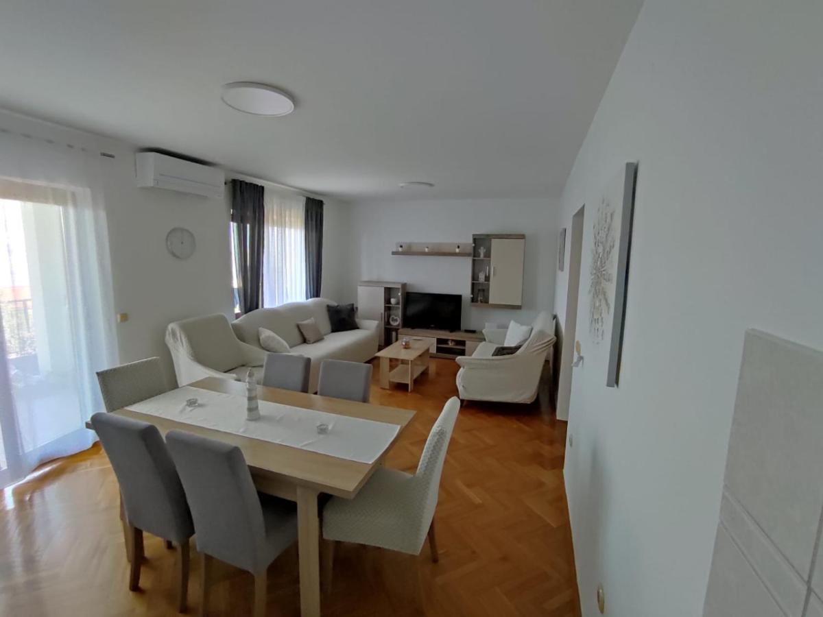 House Silva Daire Podstrana Dış mekan fotoğraf
